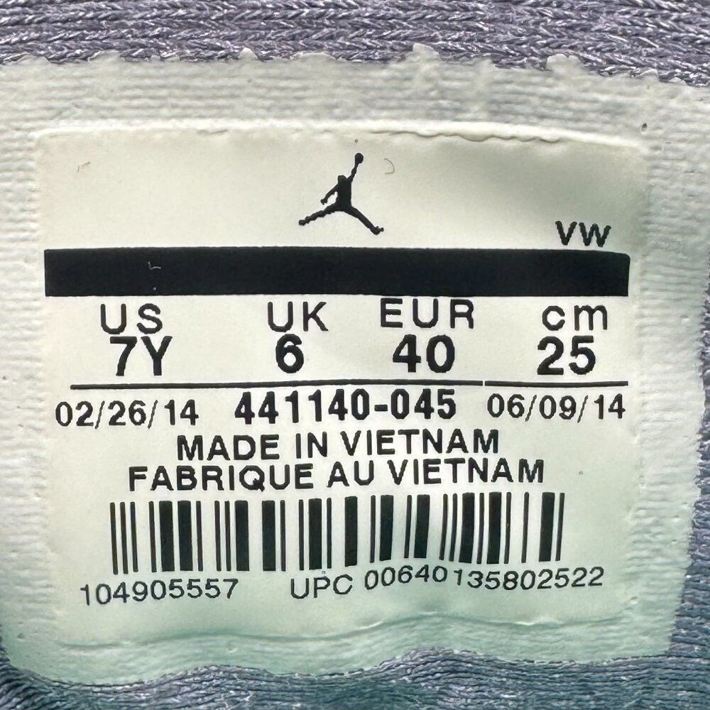 Air Jordan 3 Retro GG 'Black Mint' - Picture 9 of 10